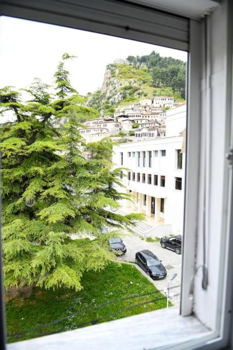 Magda Studio In Berat Center Luaran gambar